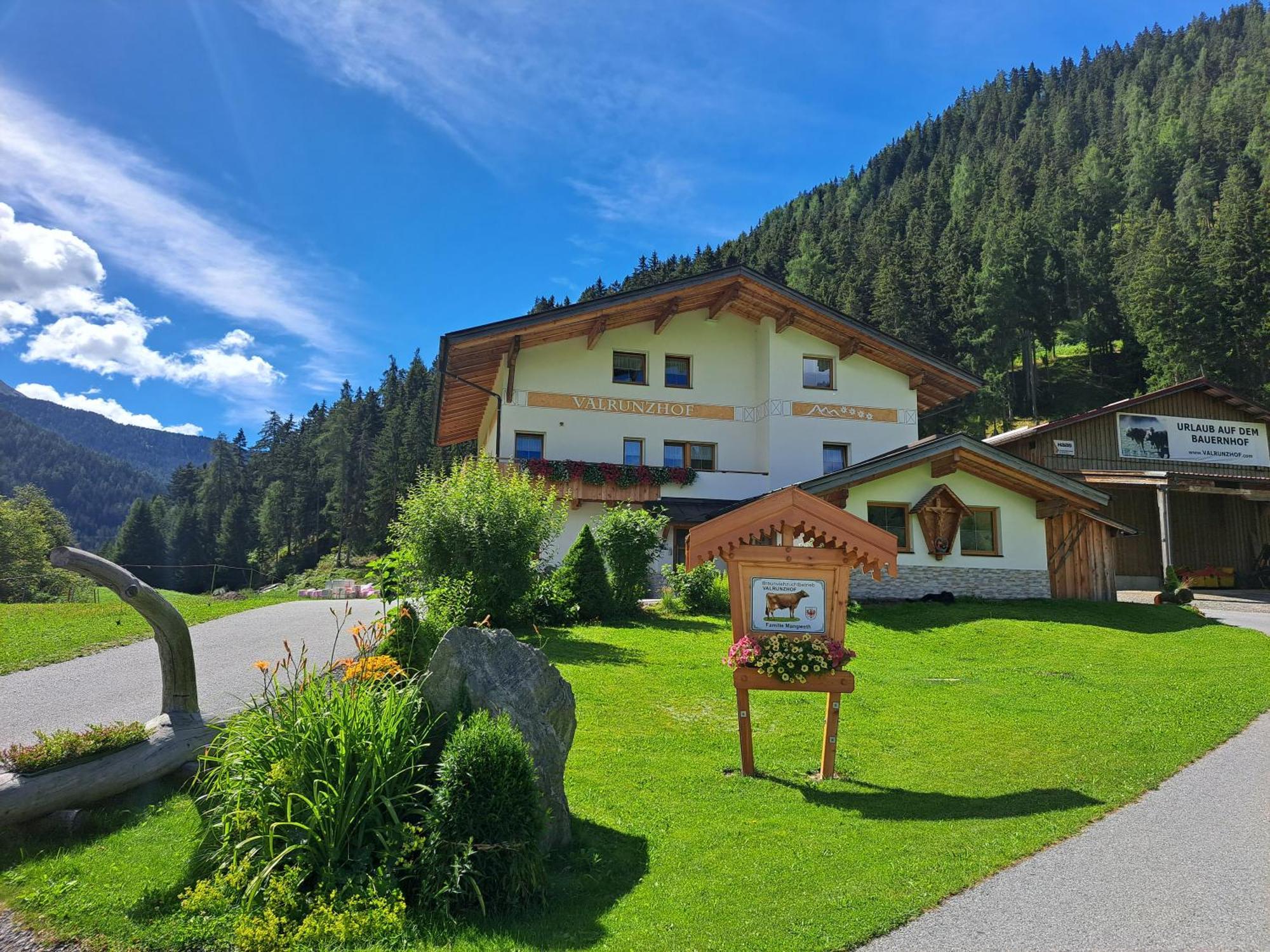 Valrunzhof Direkt Am Seilbahncenter Villa เนาดาส ภายนอก รูปภาพ